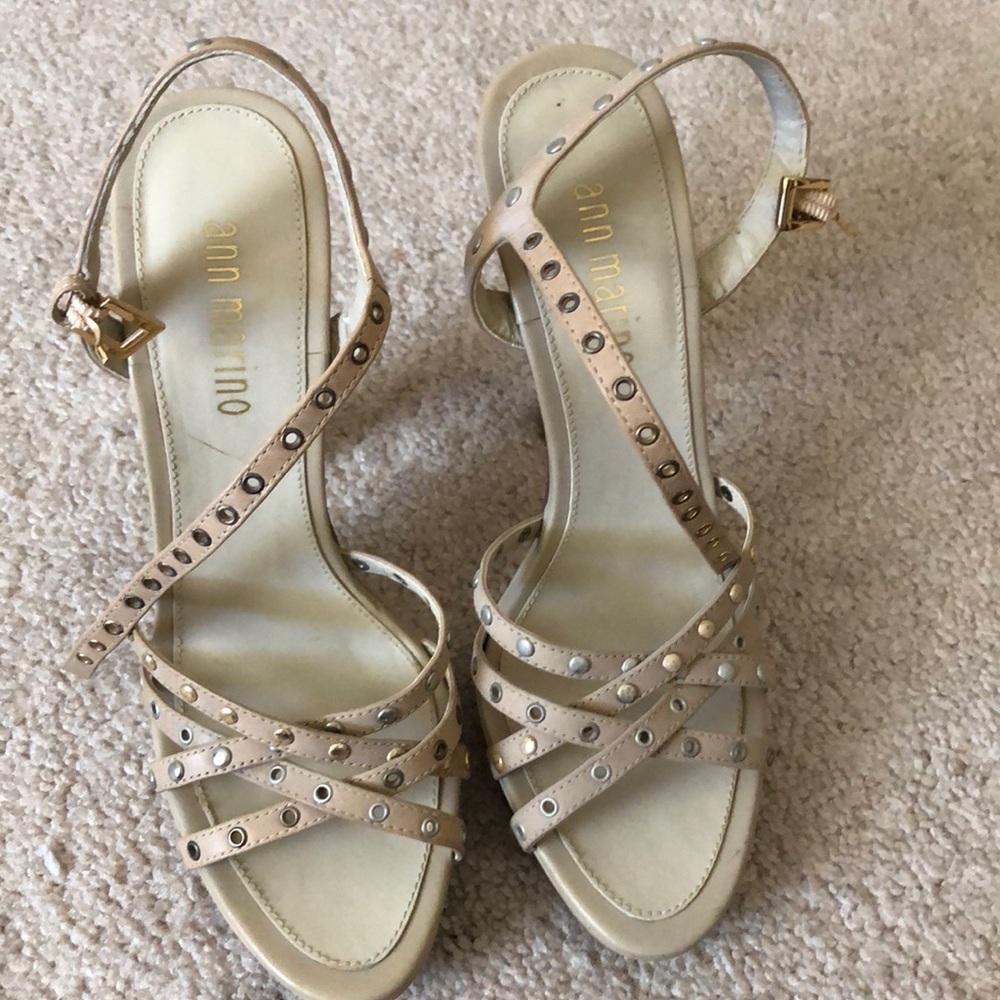 Tan heels